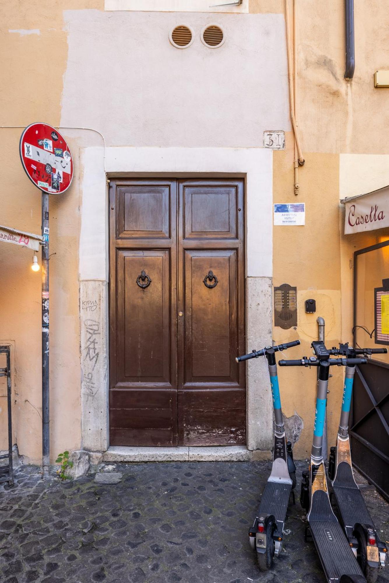 Maison Blu - In Trastevere Рим Екстериор снимка